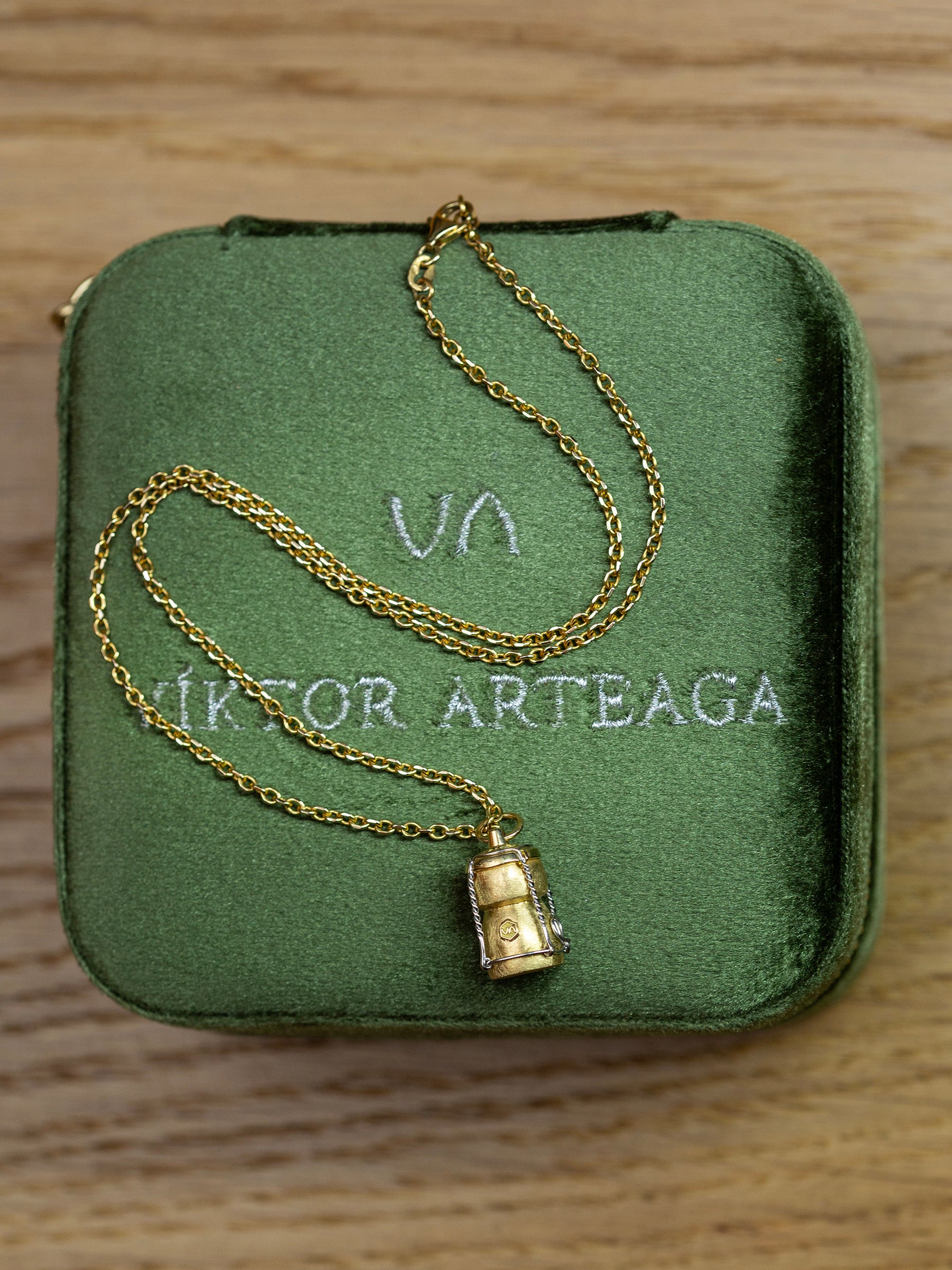 El Tapón Edición Oro Amarillo